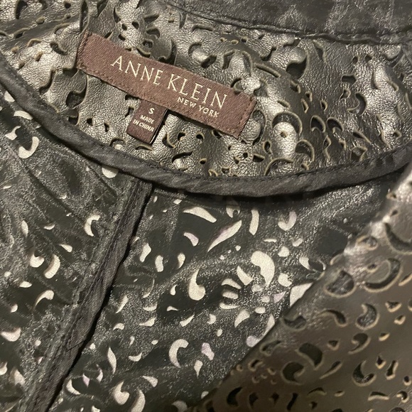 Anne Klein black lace leather jacket - Picture 4 of 4